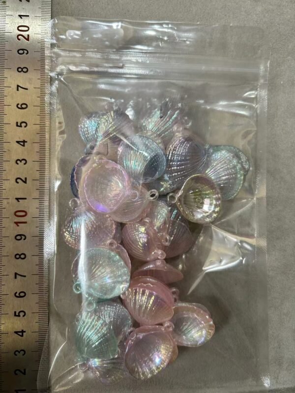 acrylic shell pendants W01002