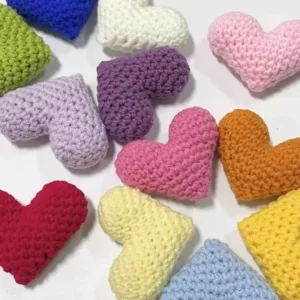 W01006-1 woollen heart w01006